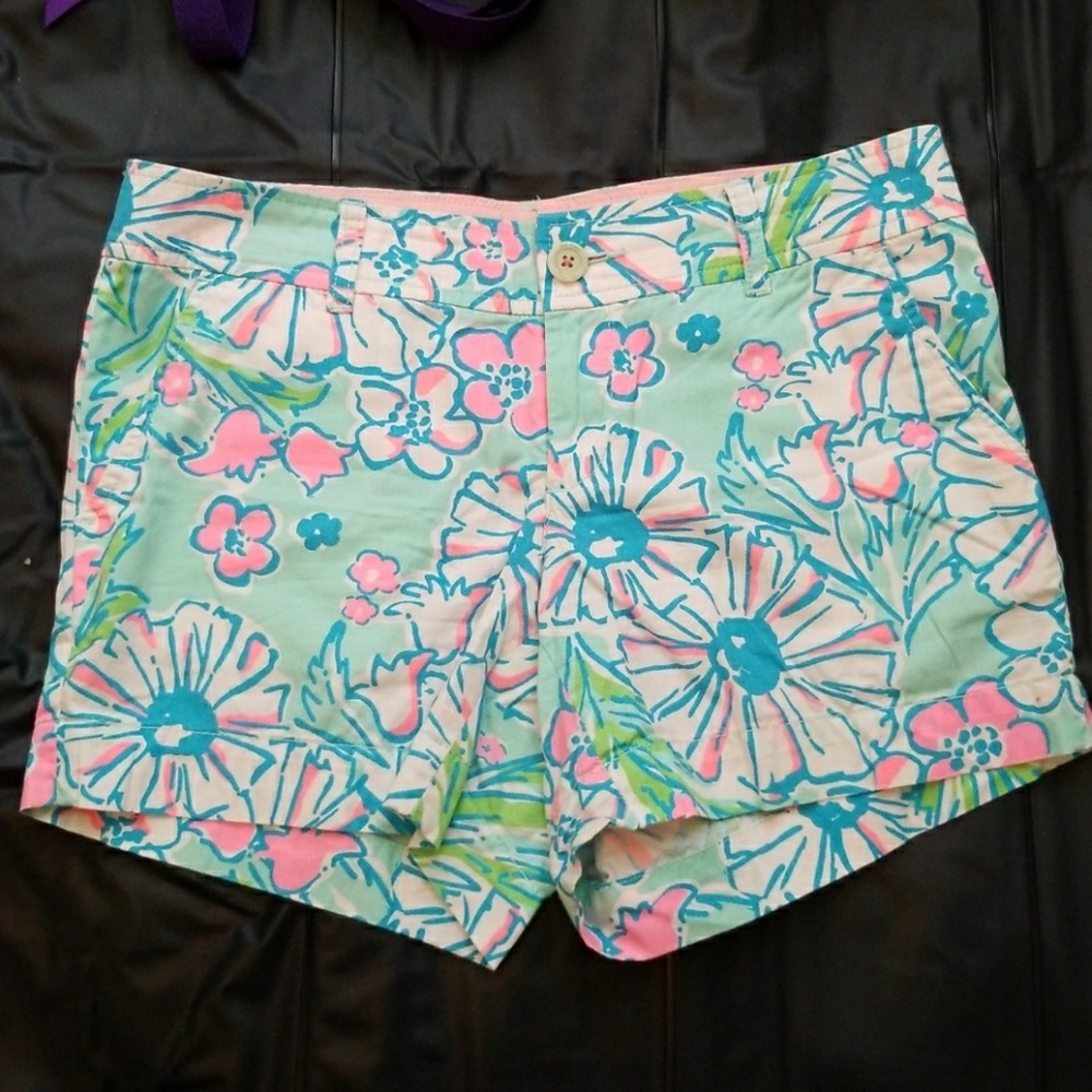 Lilly Pulitzer Callahan Short Size 4